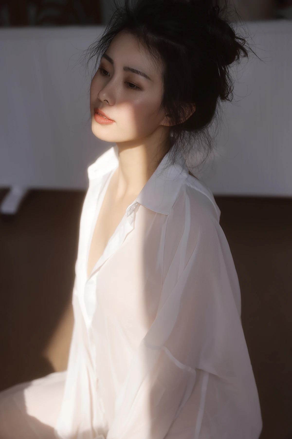 [YITUYU] 2023.02.03 Vol.2956 White Light Qin Qin#[22P]-5